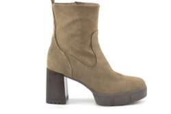Unisa enkellaarzen hak taupe suede