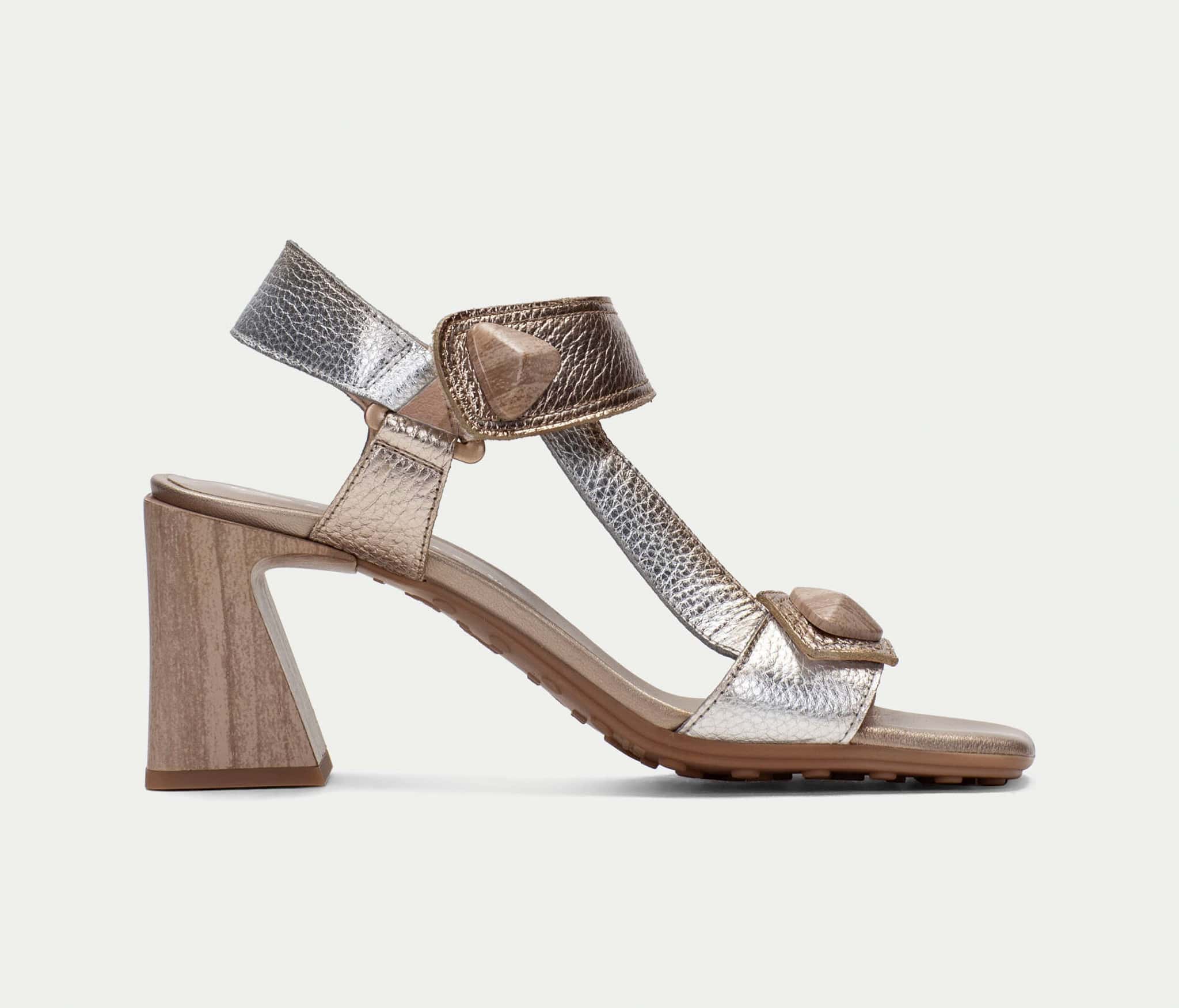 Lage Hak Sandalen Klitteband Hispanitas Sandalen Met Hak Goud