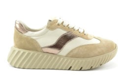 Unisa beige sneakers