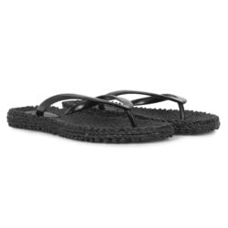 Ilse Jacobsen Cheerful black
