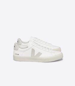 Veja witte leren sneakers met beige