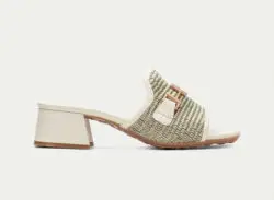 Hispanitas slippers met hakje creme-groen