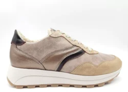 DL Sport DL Sport beige suede sneakers met lak