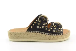Kanna Kanna zwart leren slippers met studs