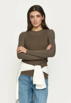 Soft Rebels Soft Rebesl top o-neck canteen