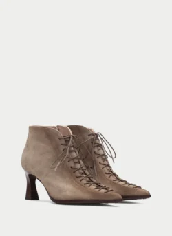 Hispanitas Hispanitas enkellaarsjes bruin suede